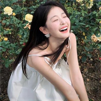 飘动的红丝带